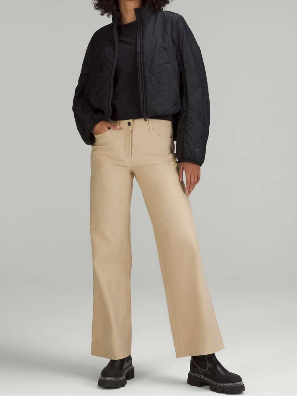 Lululemon City Sleek 5 Pocket High-Rise Wide-Leg Pant Light Utilitech
Trench l16